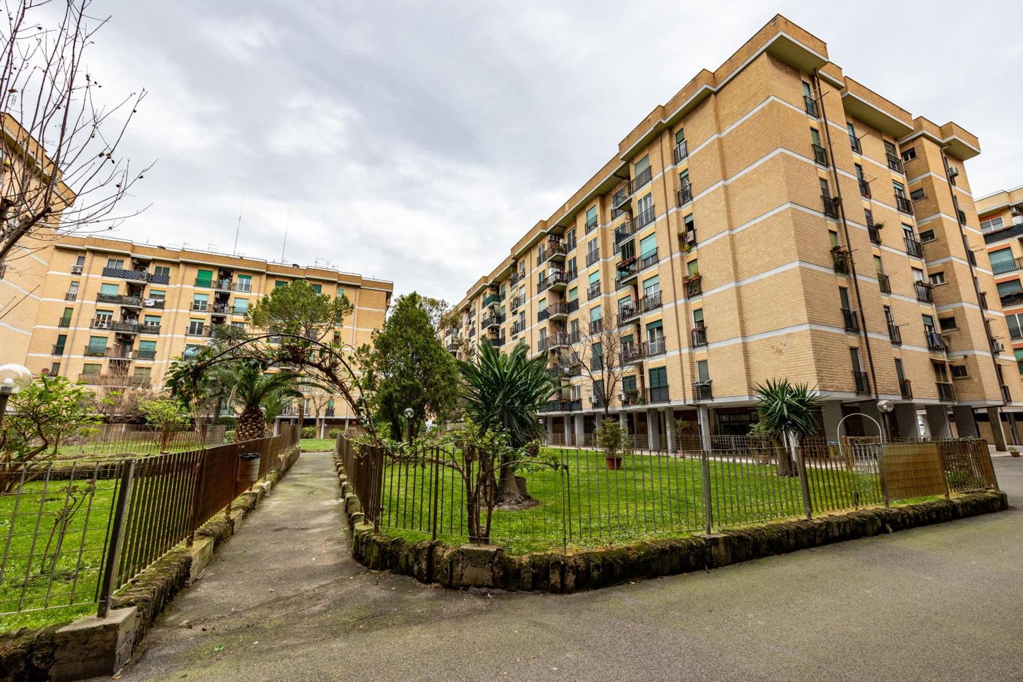 Big Apartment Rome Air Conditioning Wifi Netflix 90 Mq エクステリア 写真